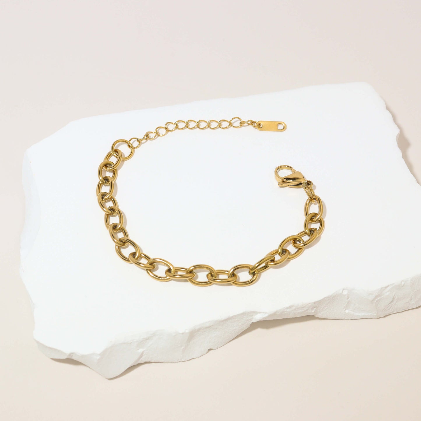 Thin Figaro Chain Bracelet