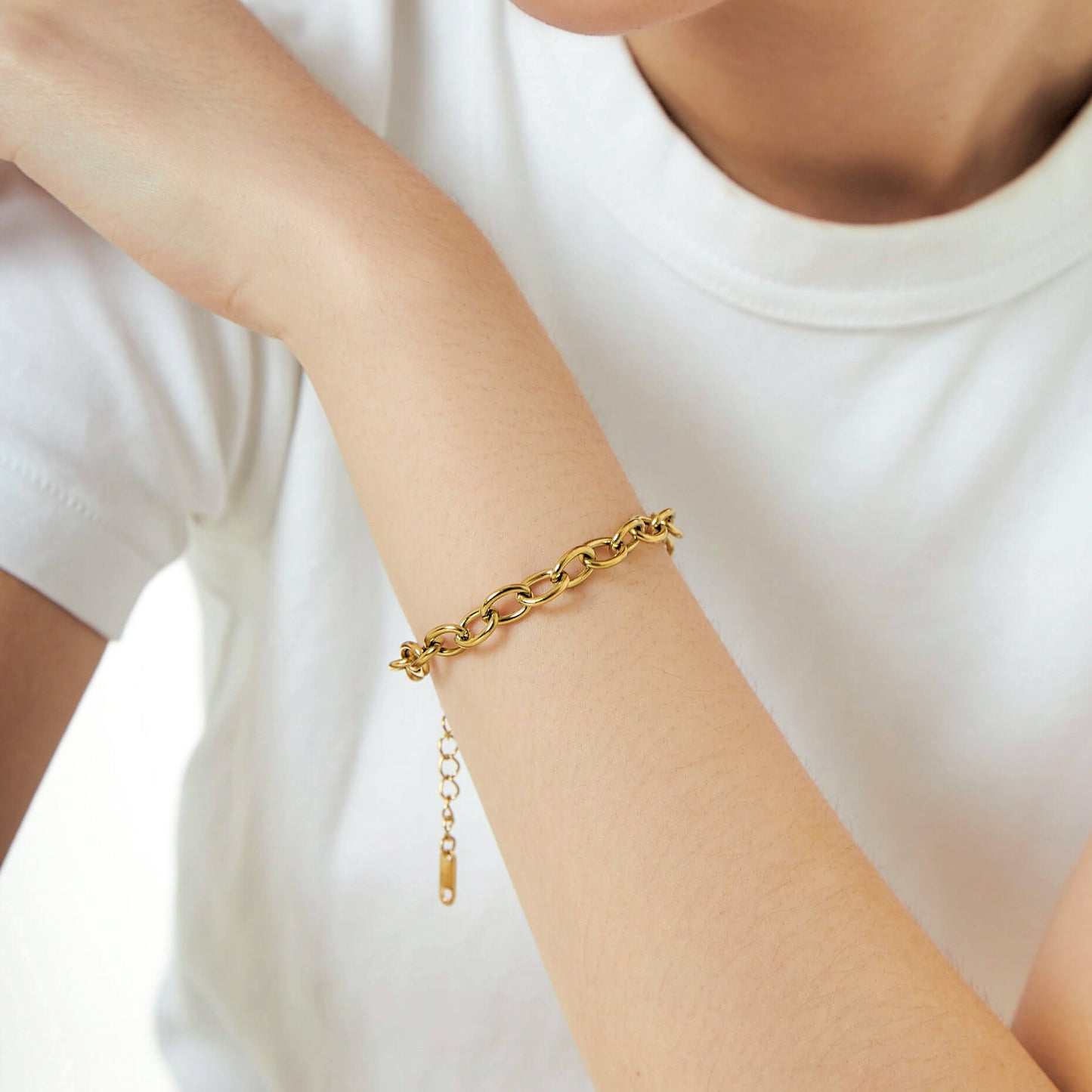 Thin Figaro Chain Bracelet