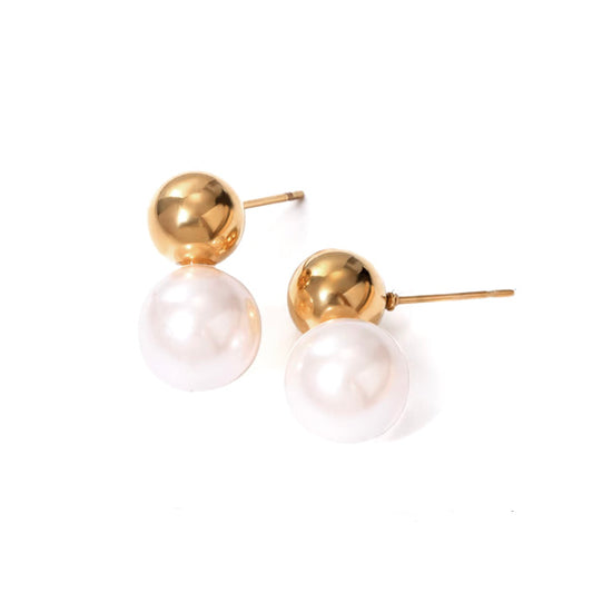 Button Pearl Earrings